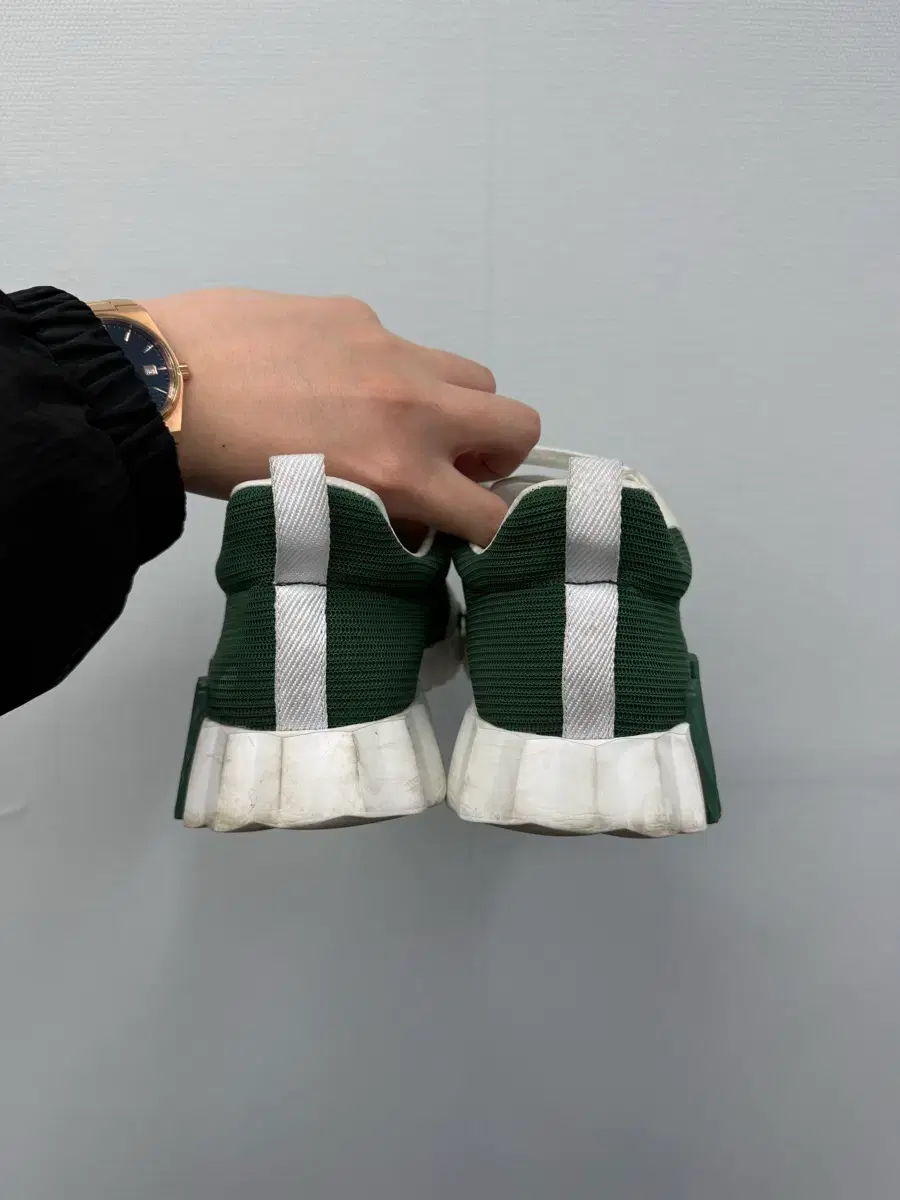 thumbnail-4